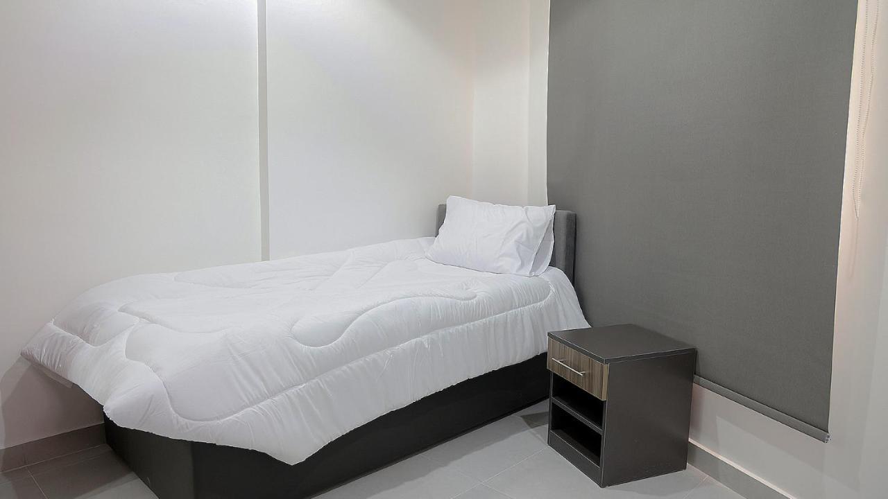 BHomed Furnished Apartments Kuwait City Exteriör bild