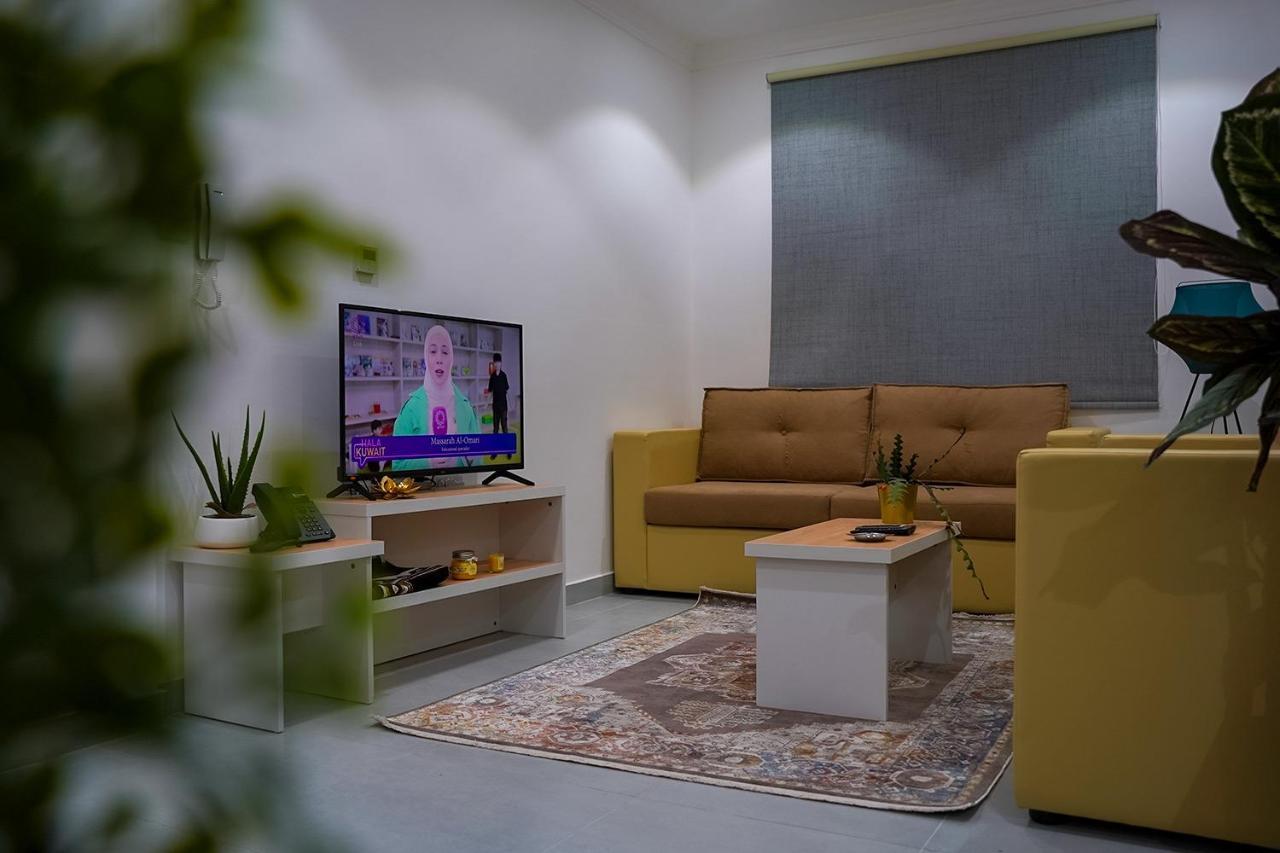 BHomed Furnished Apartments Kuwait City Exteriör bild