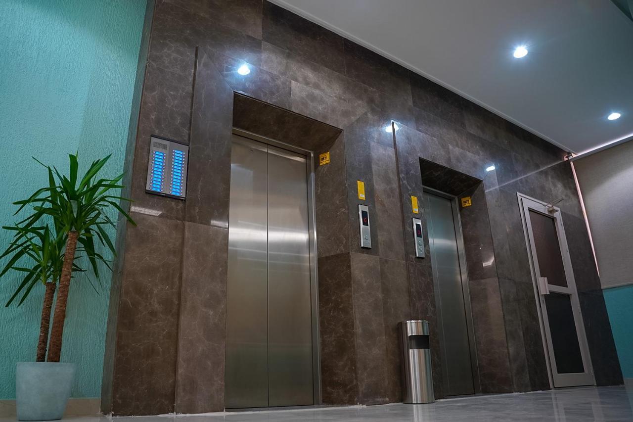 BHomed Furnished Apartments Kuwait City Exteriör bild