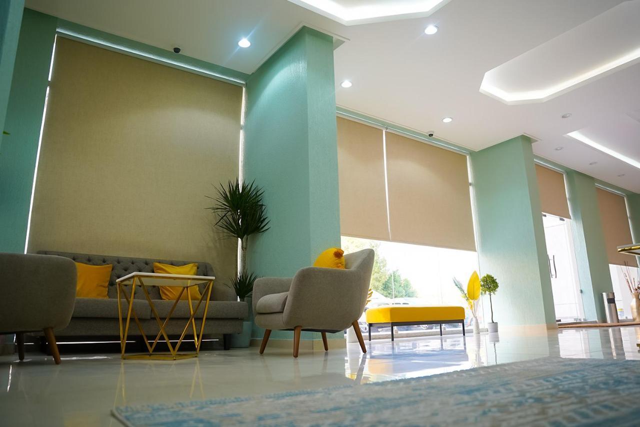BHomed Furnished Apartments Kuwait City Exteriör bild